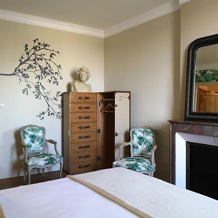 Les Visages Des Tournelles Bed & Breakfast Reims Bagian luar foto