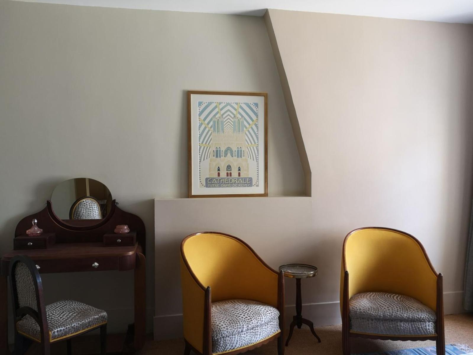 Les Visages Des Tournelles Bed & Breakfast Reims Bagian luar foto